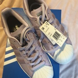 NWT. MY ADIDAS!!! Lavender shell toes💜💜💜